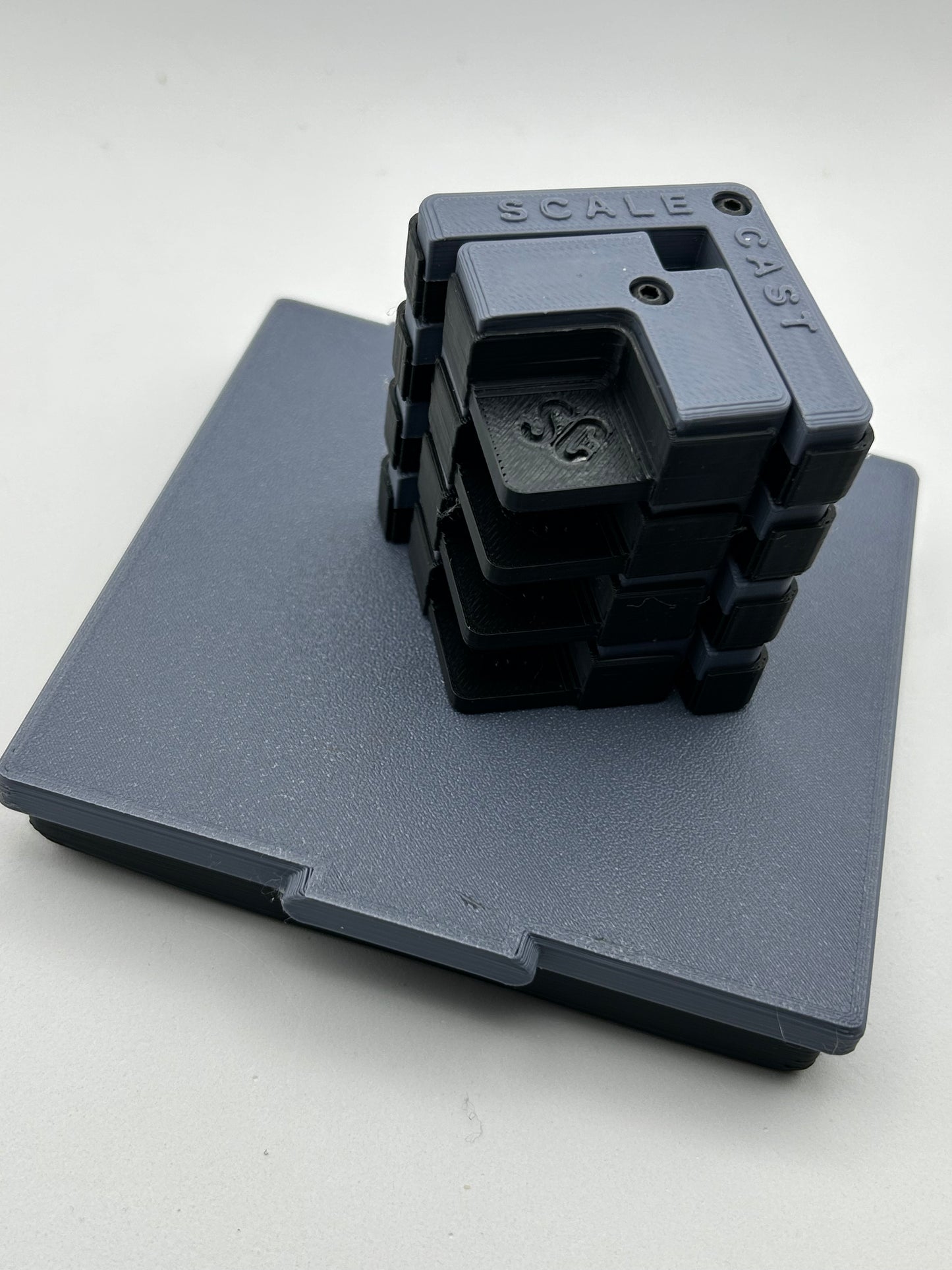 Magnetic Corner Clamps - 4 sets - For model railway construction.