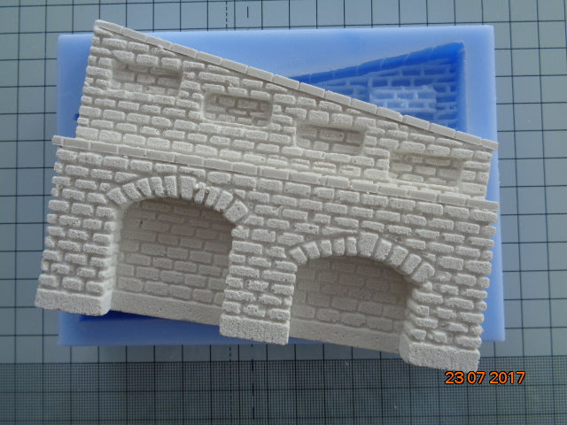 Lineside Stone Right Sloping Kit LS-K03 - For Model Railways