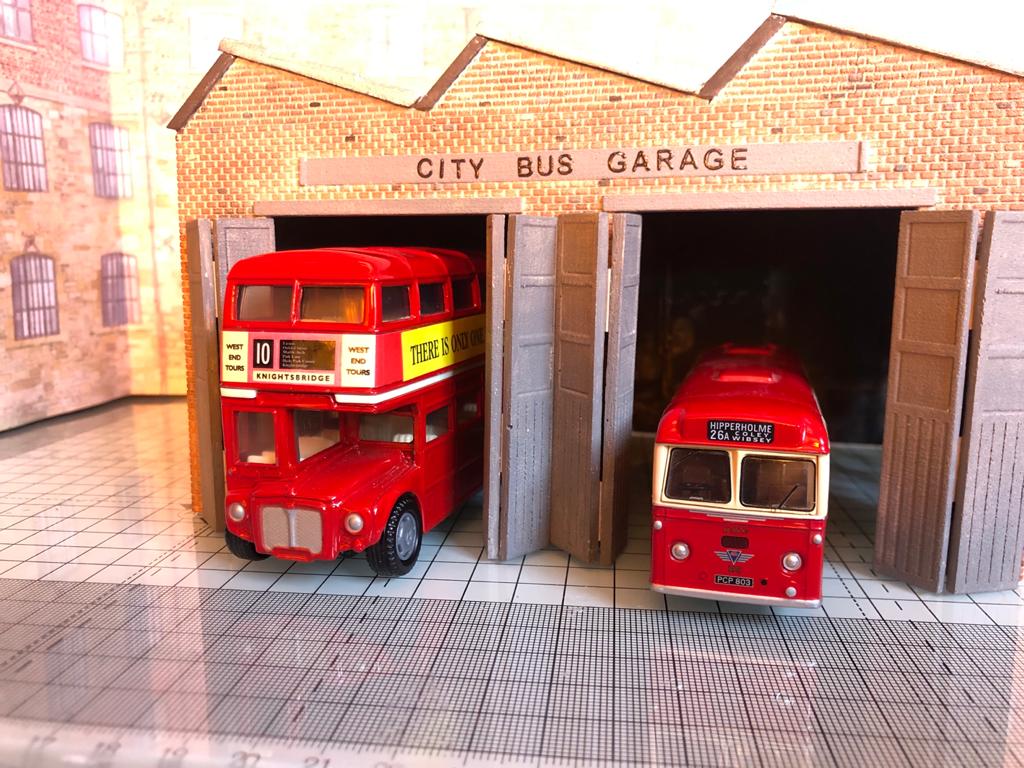 Model Railway Brick Bus Garage Front Mould - BRICK12