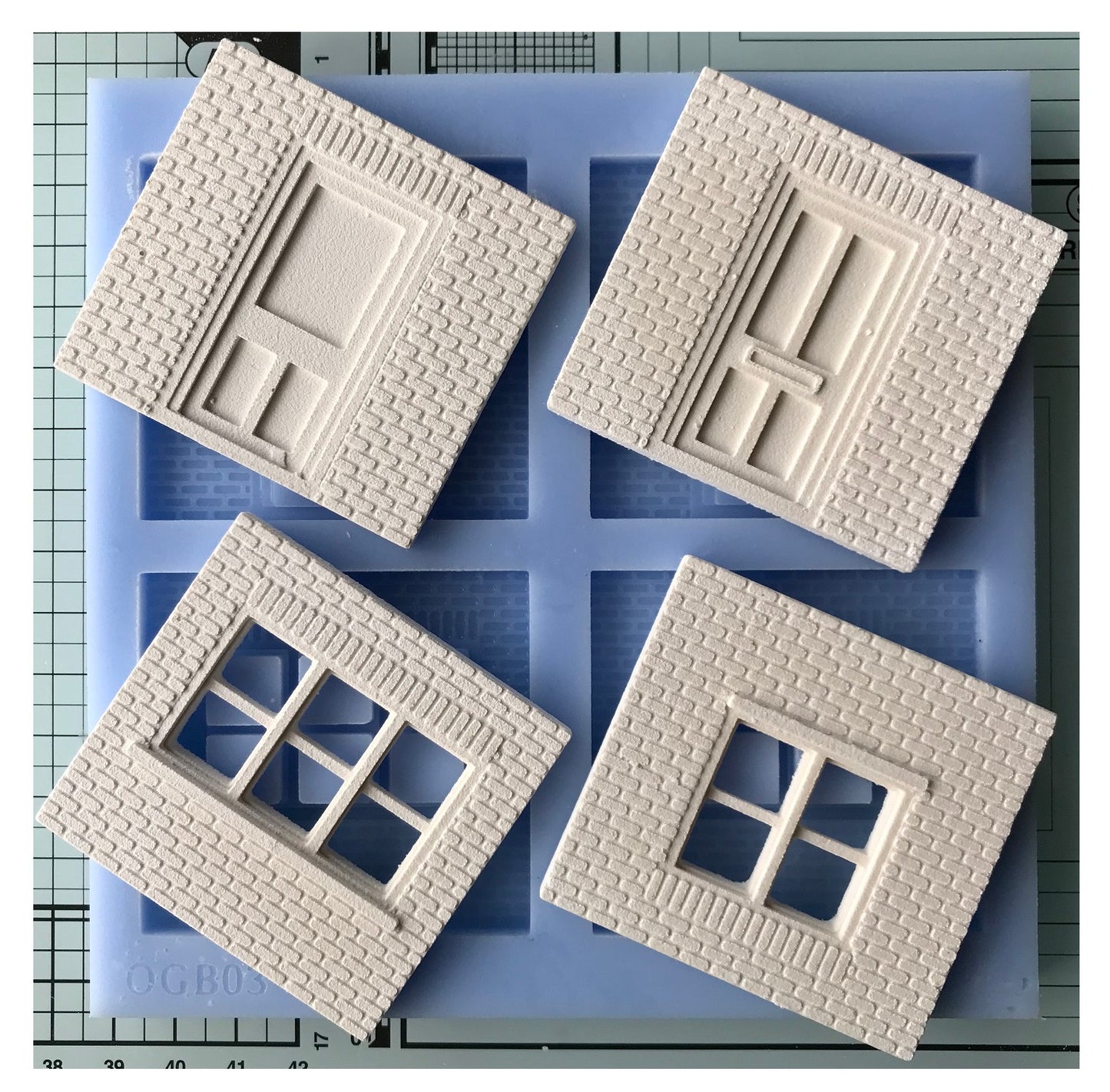 OGB03 Brick Building Doors & Windows - O Gauge - For Model Railway Scenery