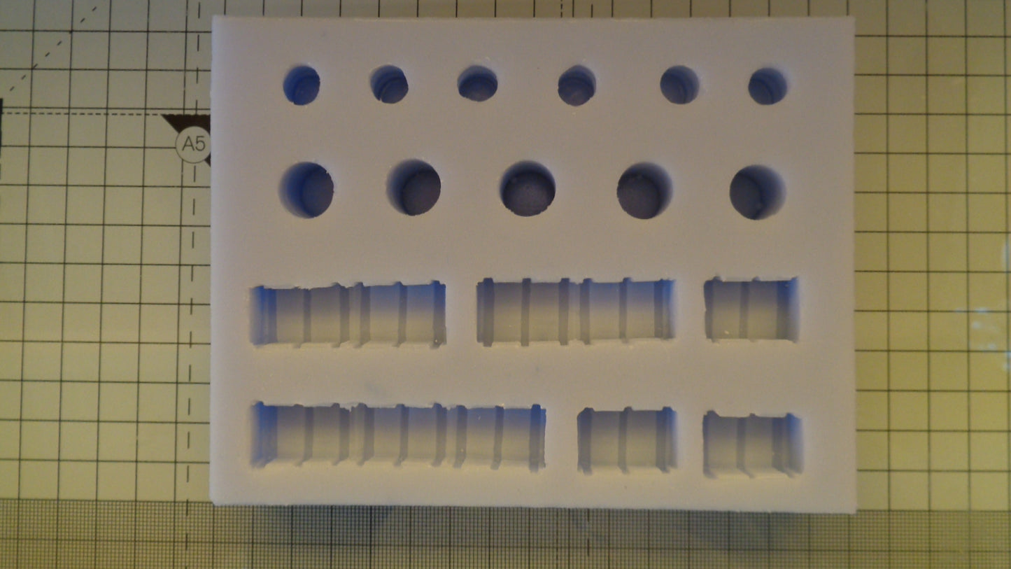 OGD08 Boxes and Barrels Mould for Model railway Scenery